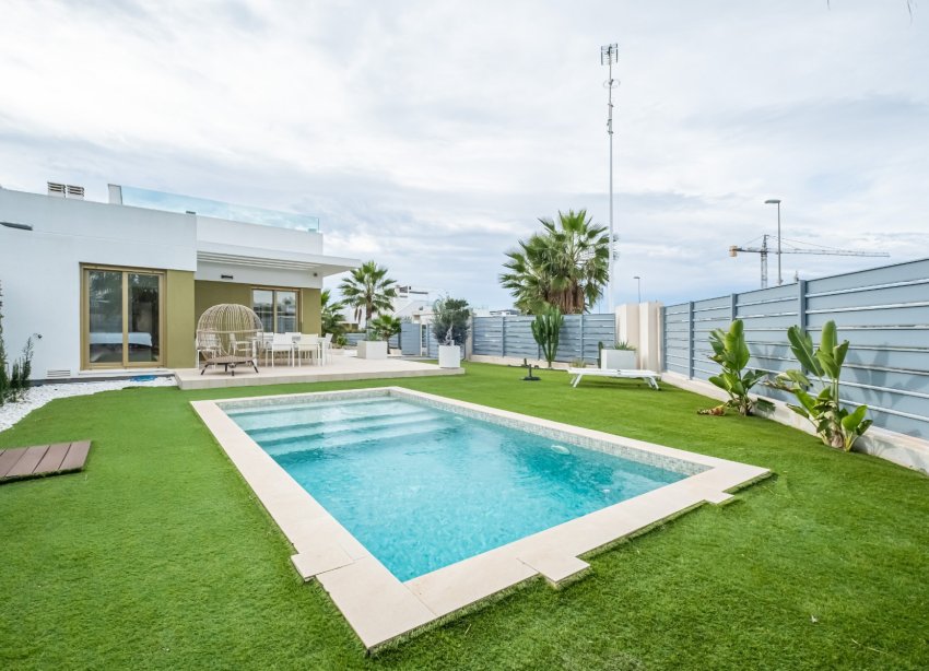 Resale - Terraced house / Townhouse - Orihuela - Vistabella