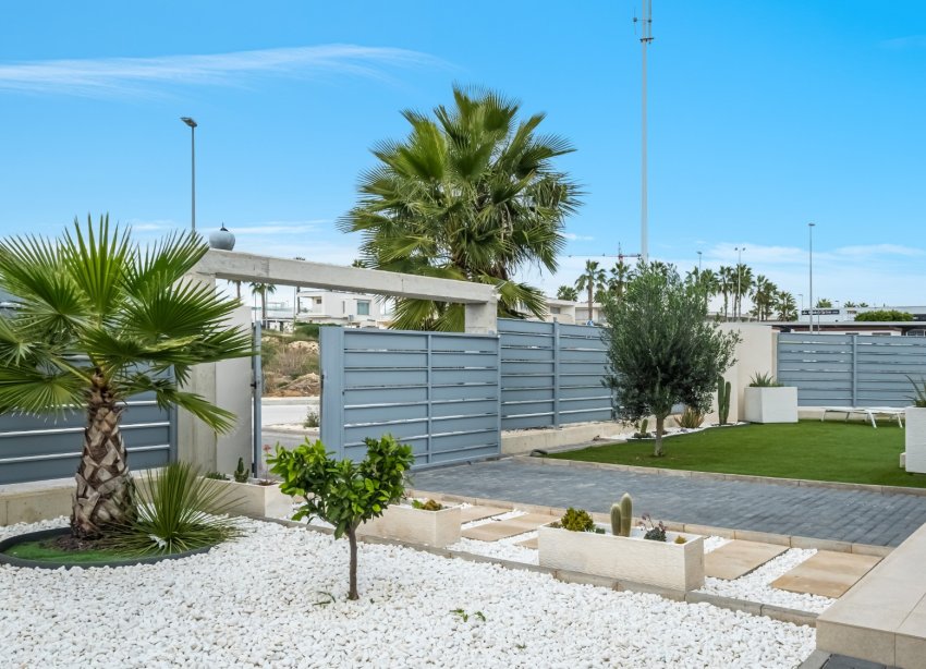 Resale - Terraced house / Townhouse - Orihuela - Vistabella