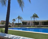 Resale - Terraced house / Townhouse - Pilar de la Horadada - Mil Palmeras
