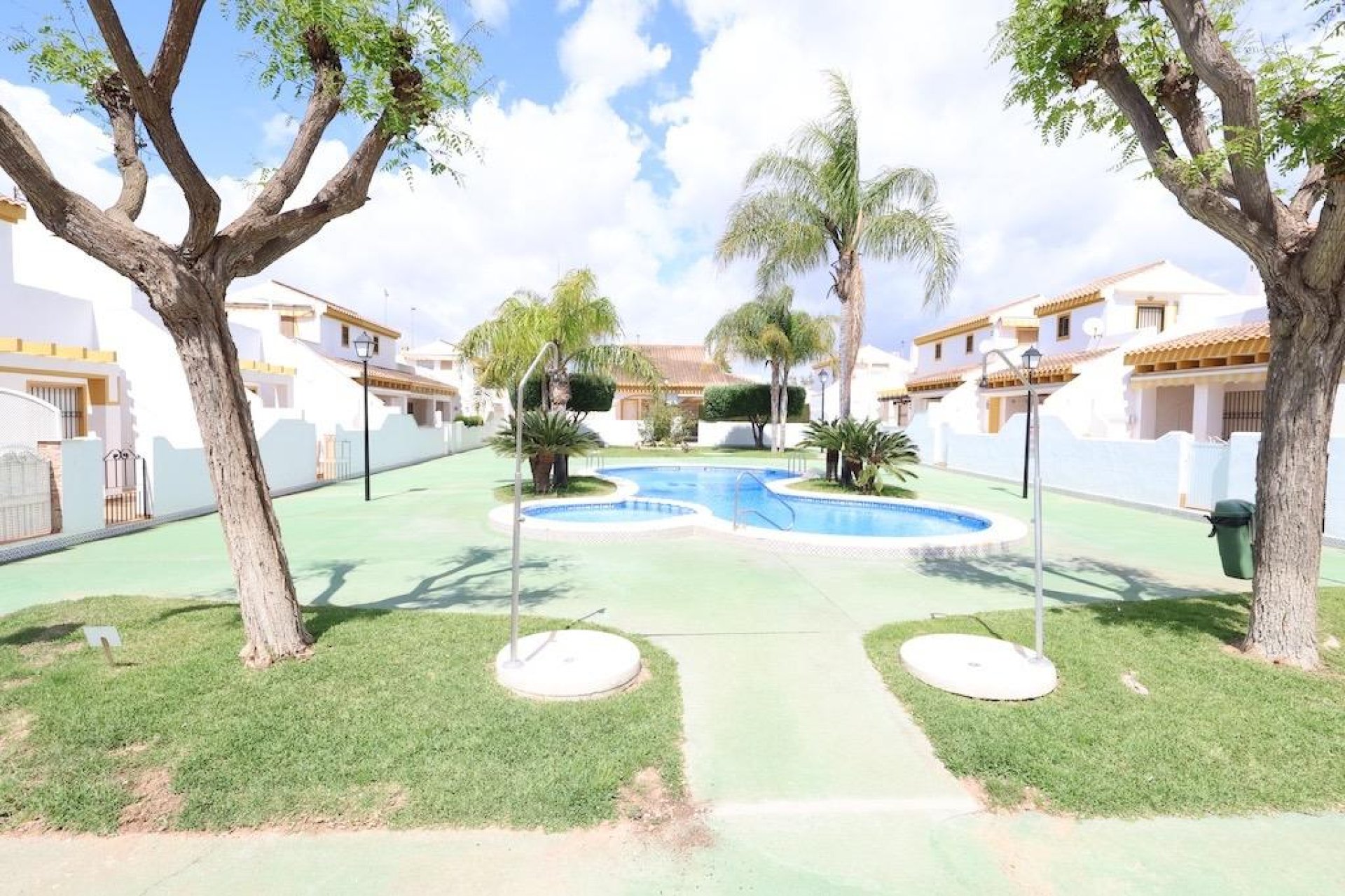 Resale - Terraced house / Townhouse - Pilar de la Horadada - Torre De La Horadada