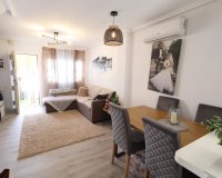 Resale - Terraced house / Townhouse - Pilar de la Horadada - Torre De La Horadada