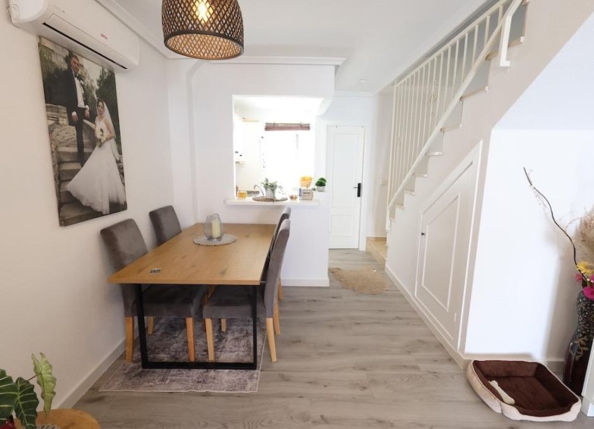 Resale - Terraced house / Townhouse - Pilar de la Horadada - Torre De La Horadada