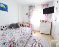 Resale - Terraced house / Townhouse - Pilar de la Horadada - Torre De La Horadada