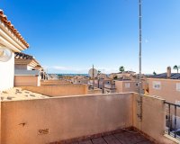 Resale - Terraced house / Townhouse - Punta Prima