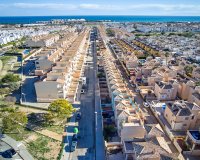 Resale - Terraced house / Townhouse - Punta Prima