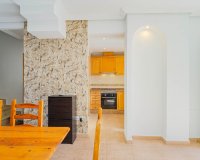 Resale - Terraced house / Townhouse - Punta Prima