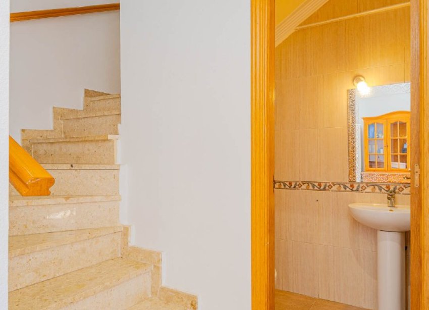 Resale - Terraced house / Townhouse - Punta Prima