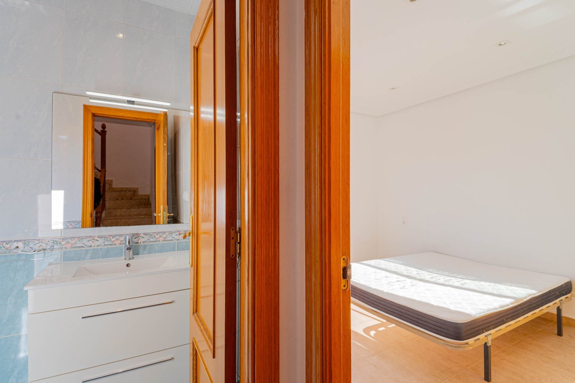 Resale - Terraced house / Townhouse - Punta Prima