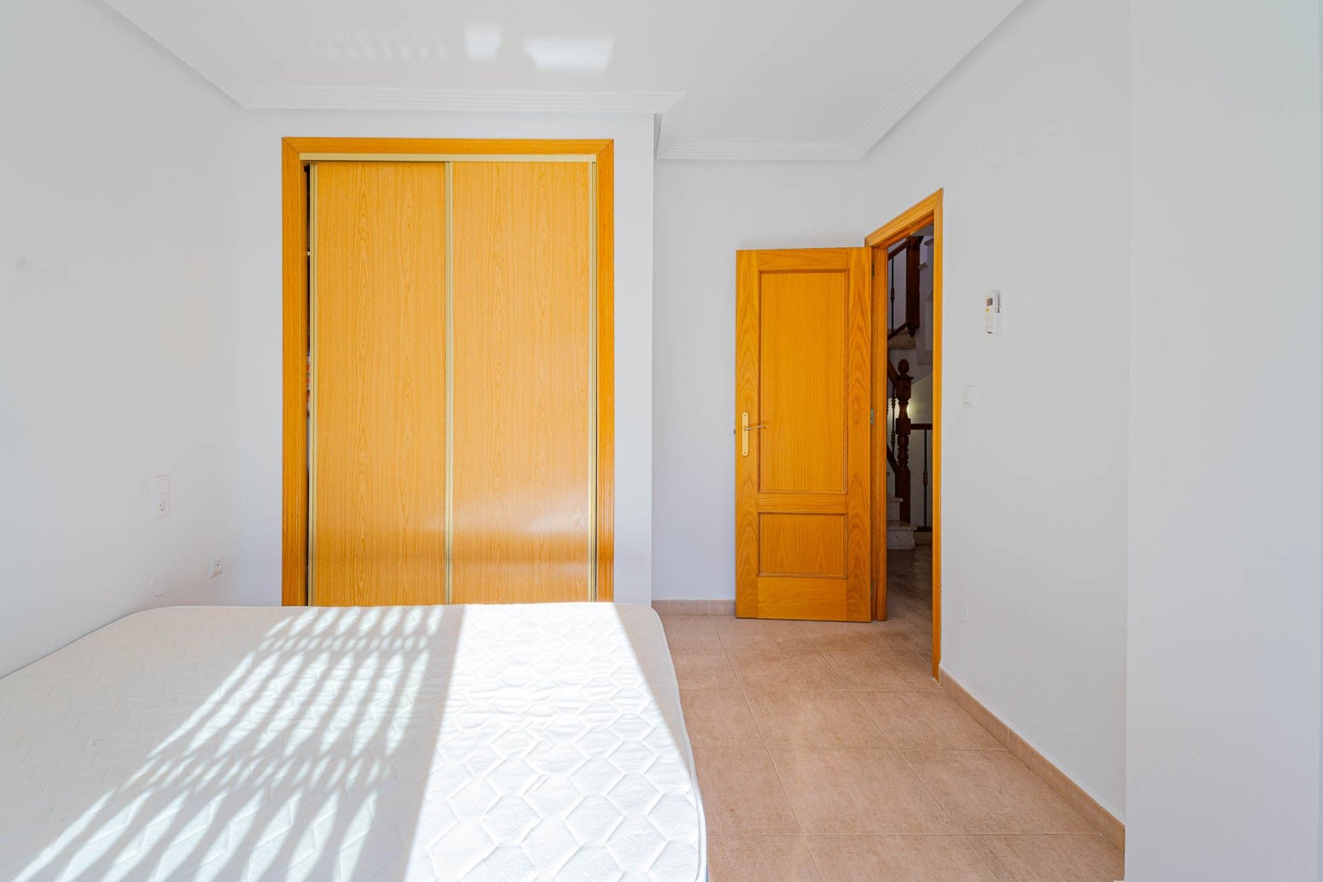 Resale - Terraced house / Townhouse - Punta Prima