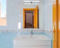 Resale - Terraced house / Townhouse - Punta Prima