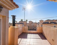 Resale - Terraced house / Townhouse - Punta Prima
