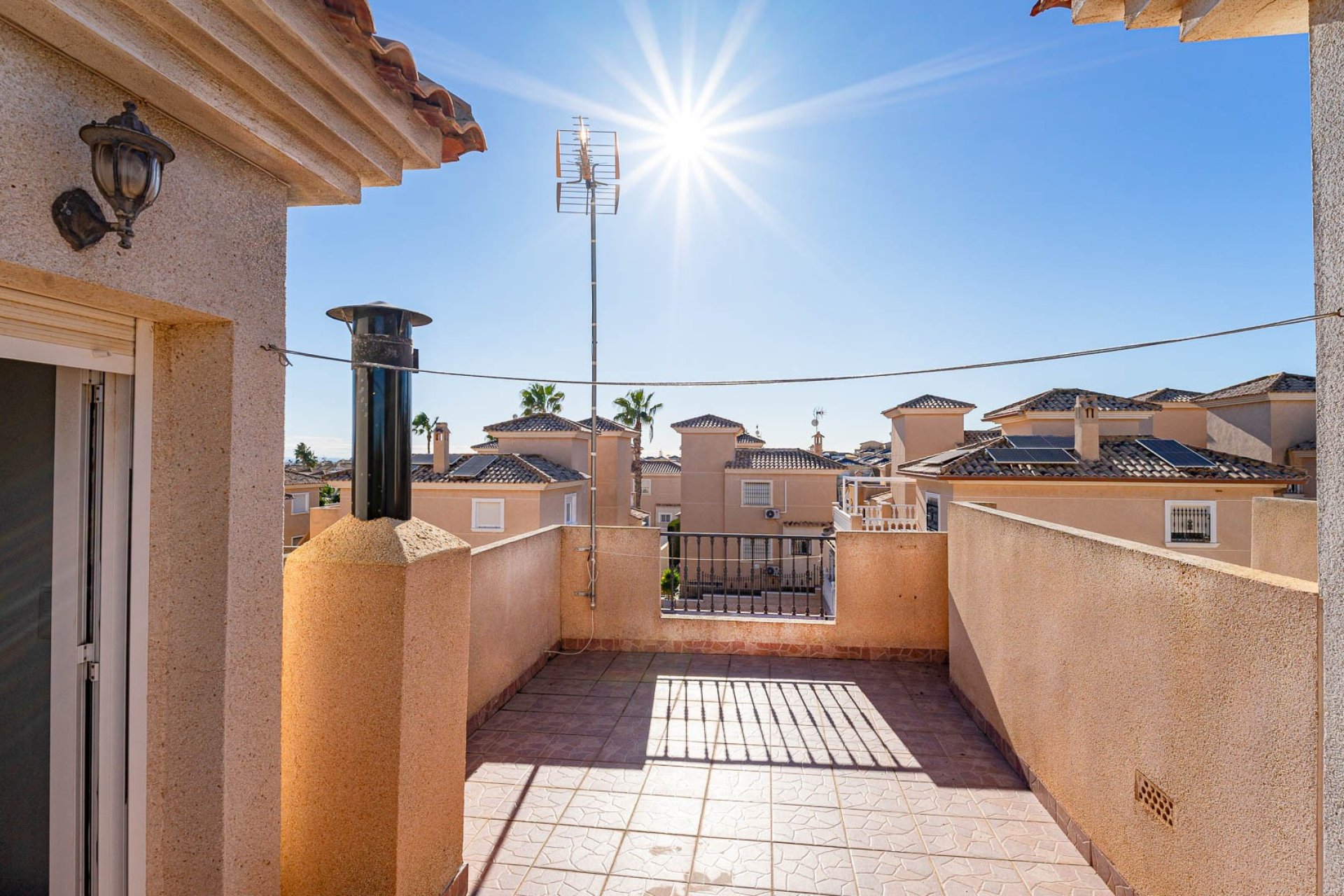 Resale - Terraced house / Townhouse - Punta Prima