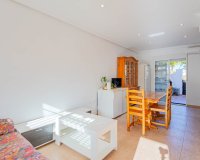 Resale - Terraced house / Townhouse - Punta Prima