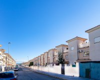 Resale - Terraced house / Townhouse - Punta Prima