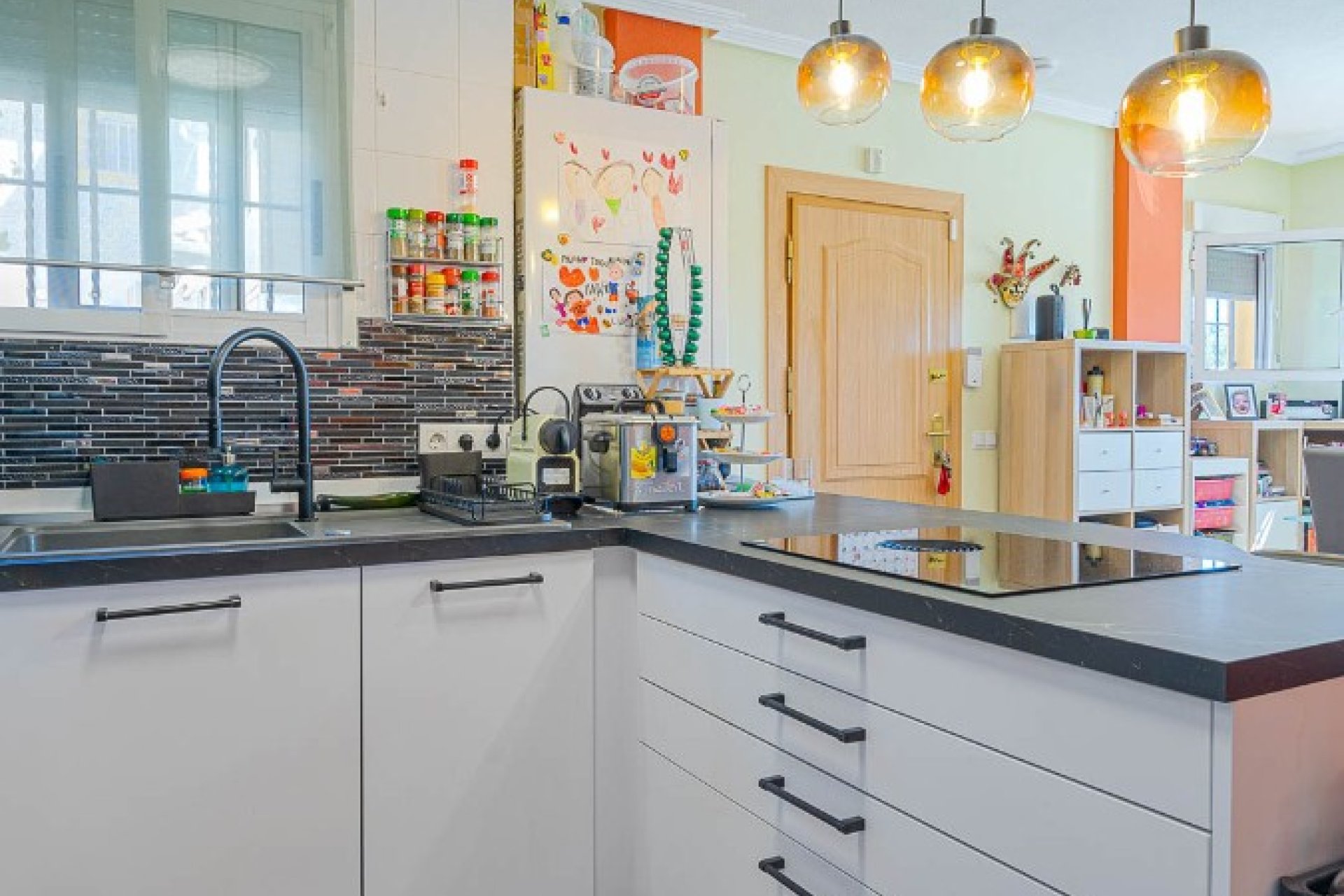 Resale - Terraced house / Townhouse - Punta Prima