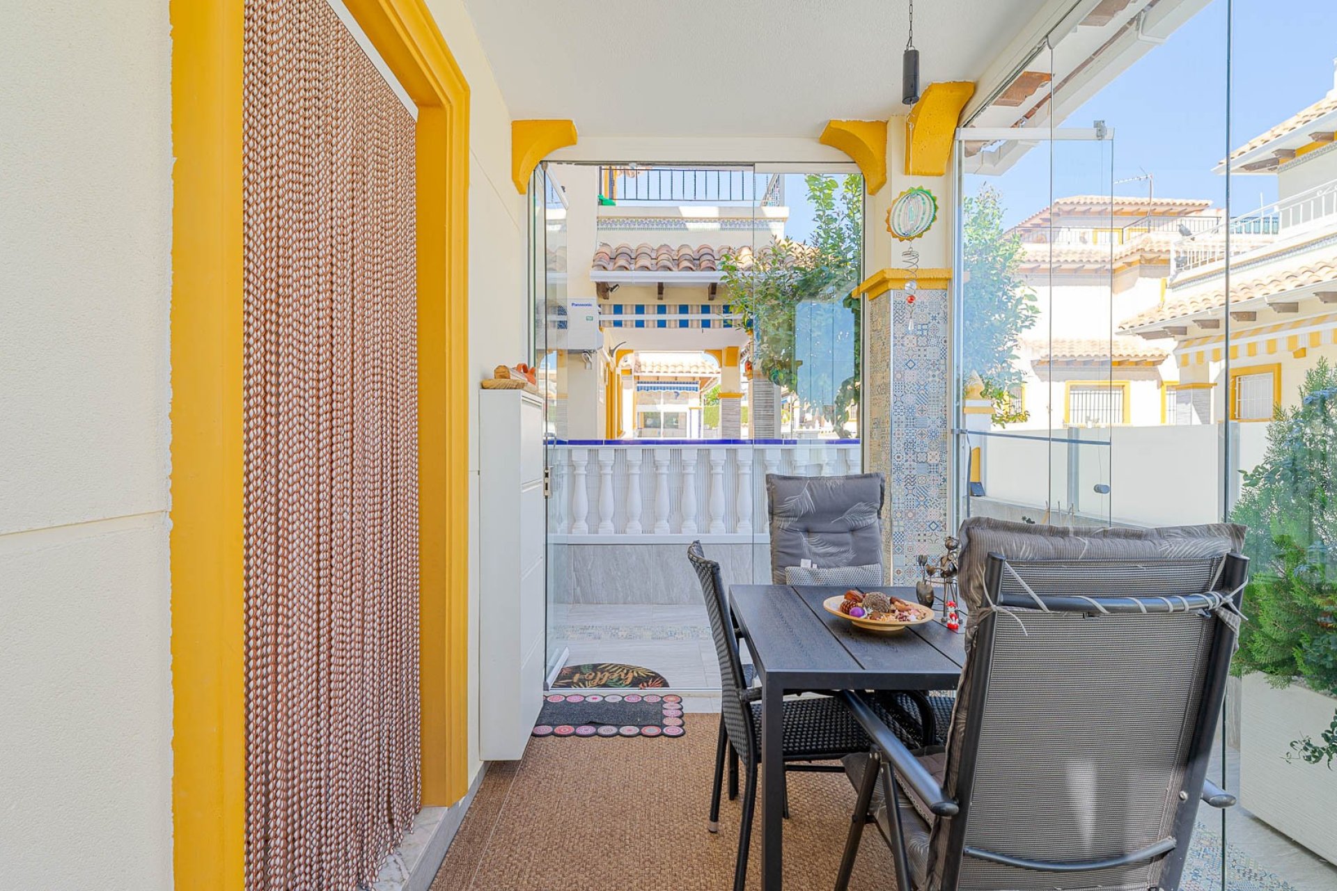 Resale - Terraced house / Townhouse - Punta Prima