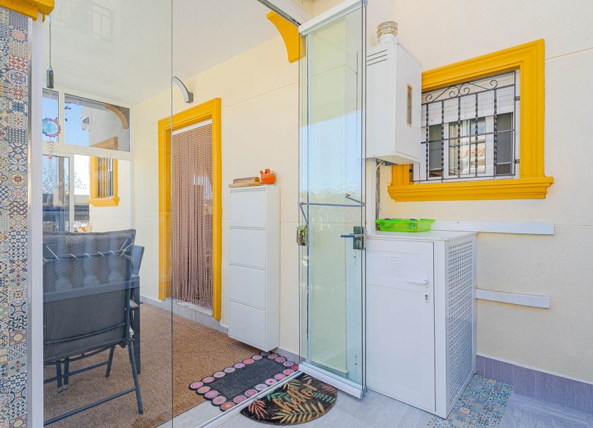 Resale - Terraced house / Townhouse - Punta Prima