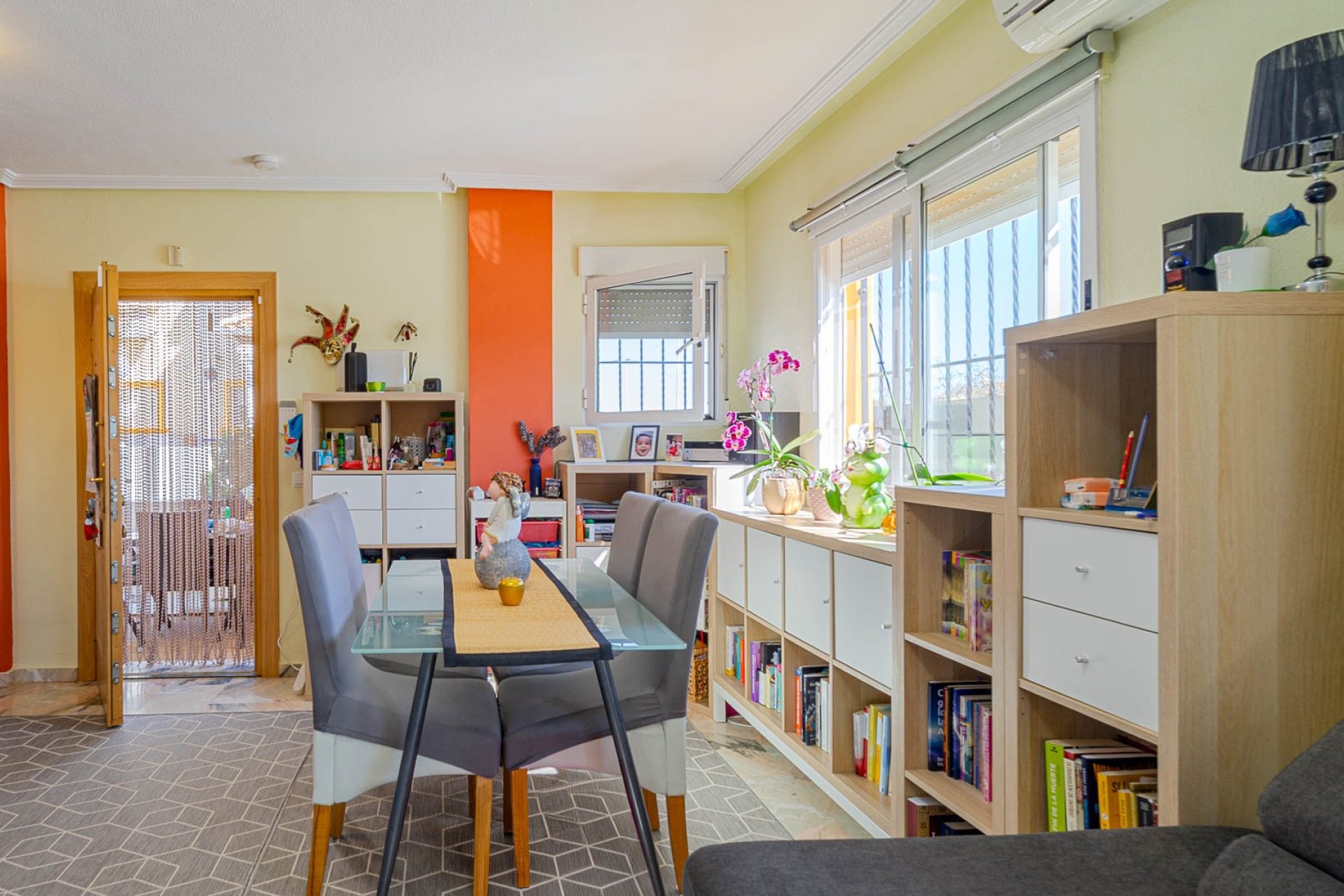 Resale - Terraced house / Townhouse - Punta Prima