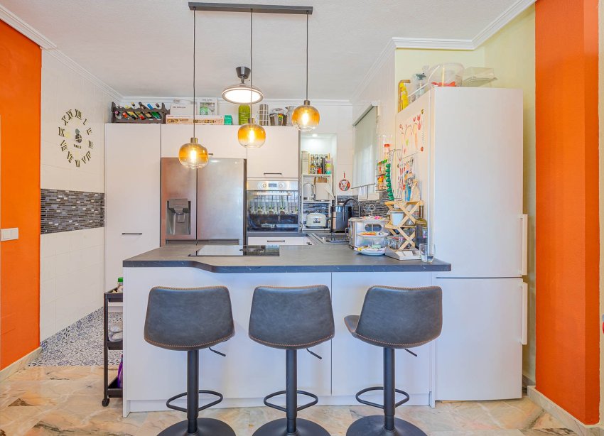 Resale - Terraced house / Townhouse - Punta Prima