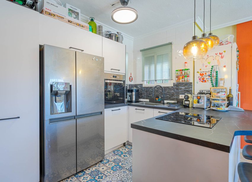 Resale - Terraced house / Townhouse - Punta Prima