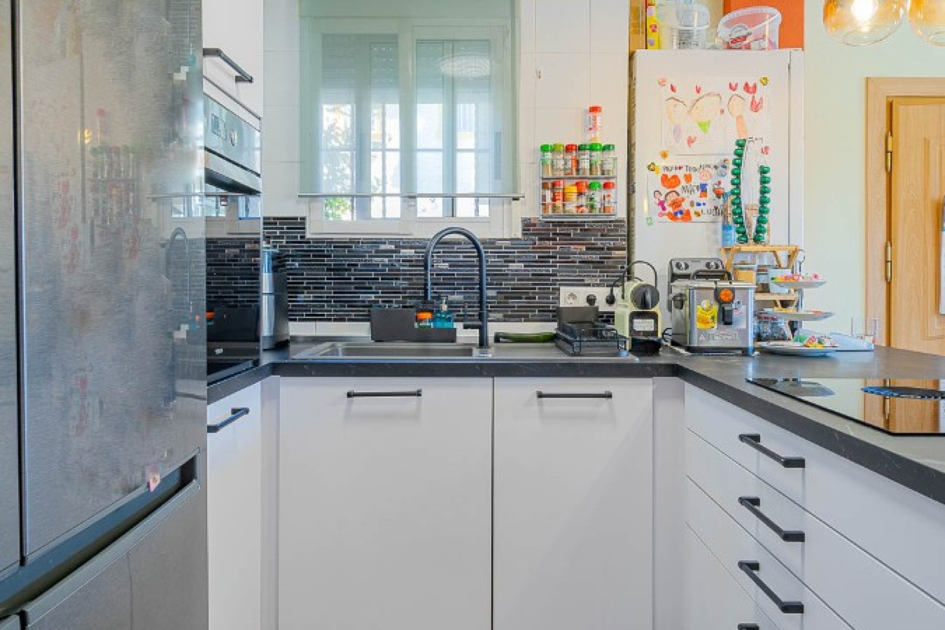 Resale - Terraced house / Townhouse - Punta Prima