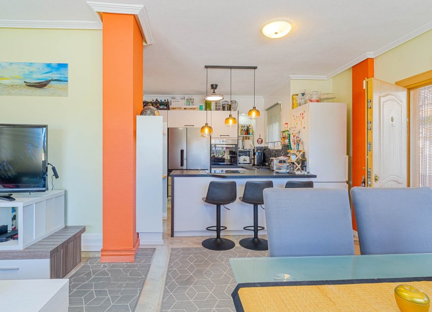 Resale - Terraced house / Townhouse - Punta Prima