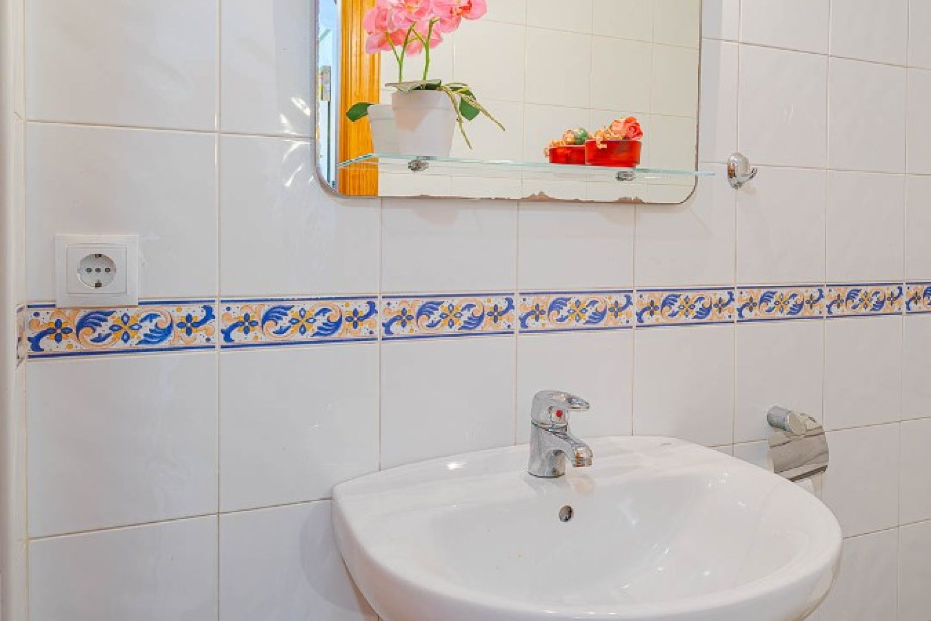 Resale - Terraced house / Townhouse - Punta Prima