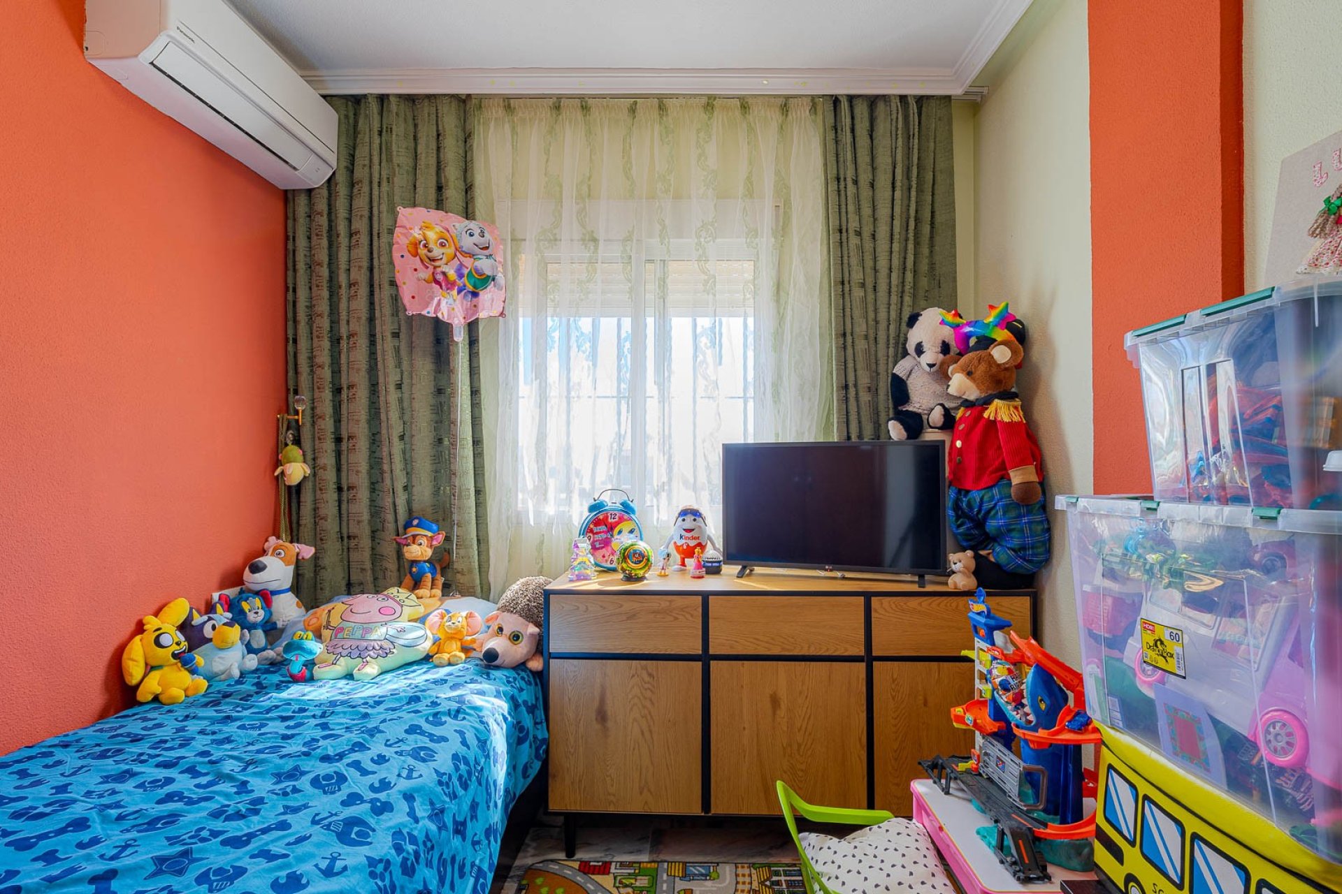 Resale - Terraced house / Townhouse - Punta Prima