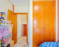 Resale - Terraced house / Townhouse - Punta Prima