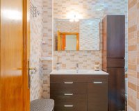 Resale - Terraced house / Townhouse - Punta Prima