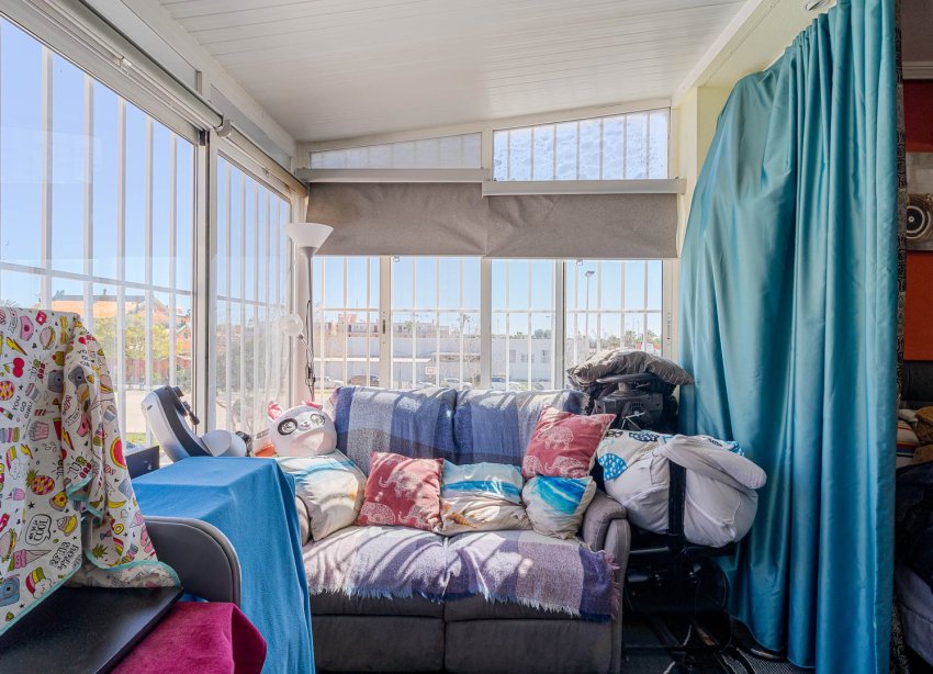 Resale - Terraced house / Townhouse - Punta Prima