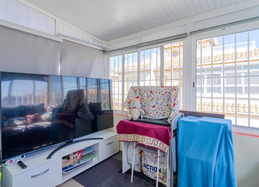 Resale - Terraced house / Townhouse - Punta Prima