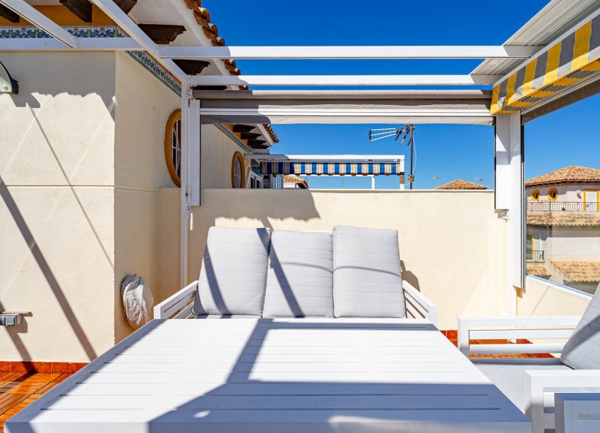 Resale - Terraced house / Townhouse - Punta Prima