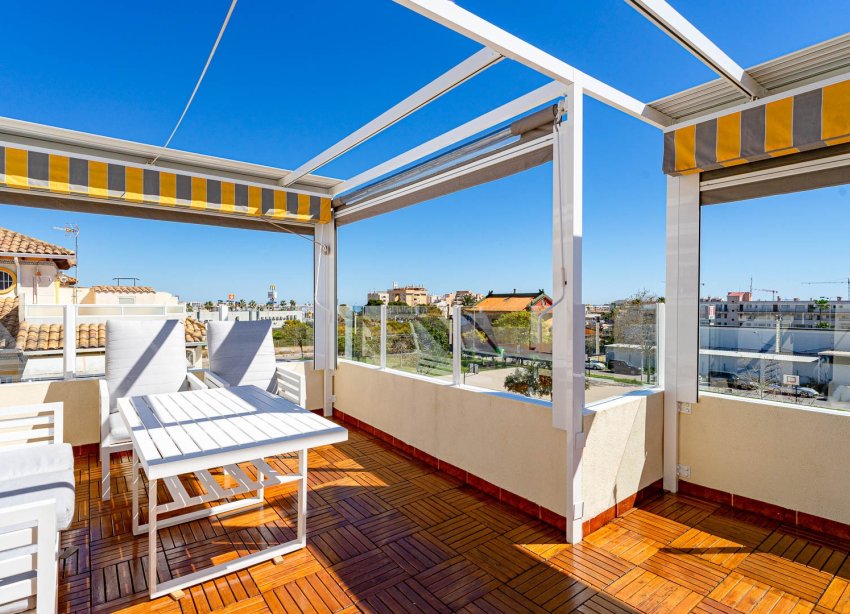 Resale - Terraced house / Townhouse - Punta Prima