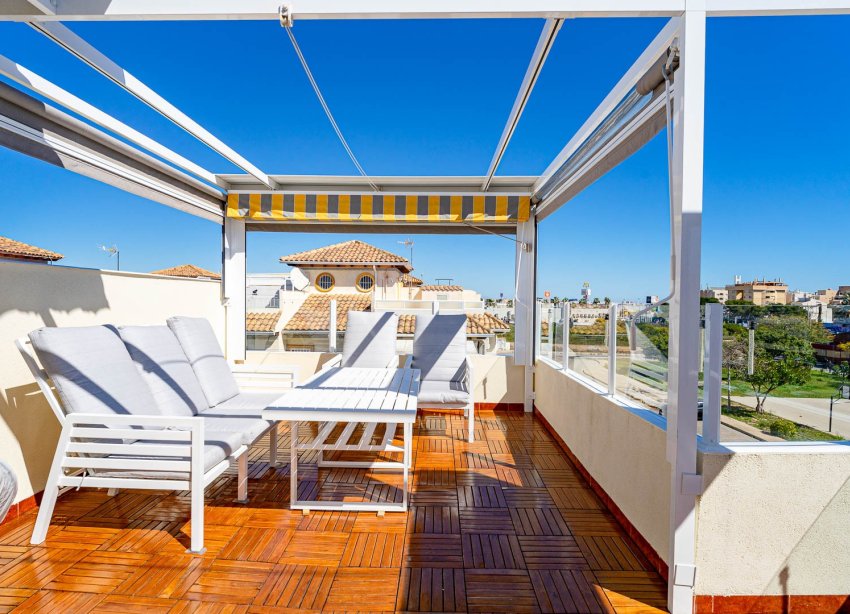 Resale - Terraced house / Townhouse - Punta Prima