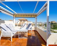 Resale - Terraced house / Townhouse - Punta Prima