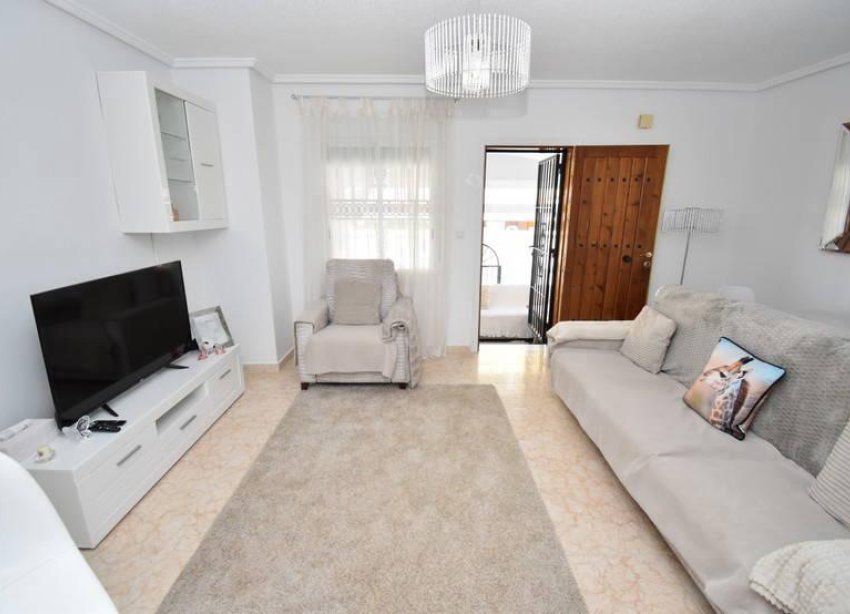 Resale - Terraced house / Townhouse - Punta Prima