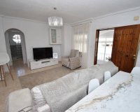 Resale - Terraced house / Townhouse - Punta Prima
