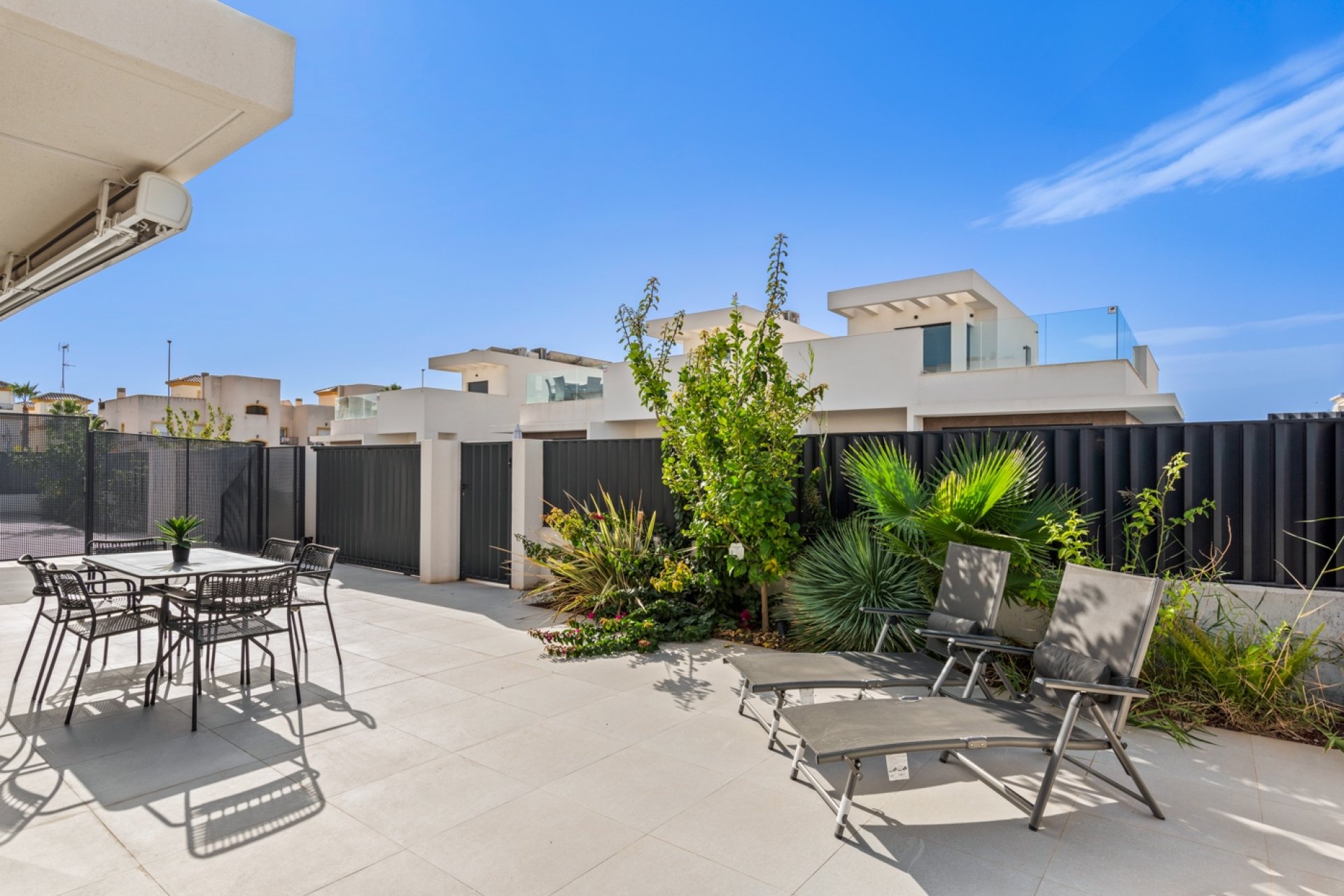 Resale - Terraced house / Townhouse - San Fulgencio - La Marina