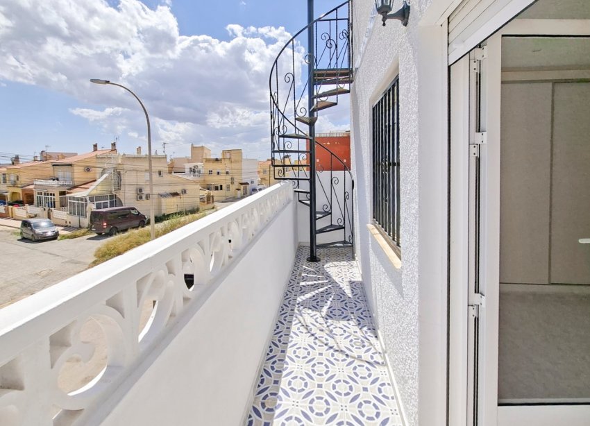 Resale - Terraced house / Townhouse - San Fulgencio - Urb. La Marina
