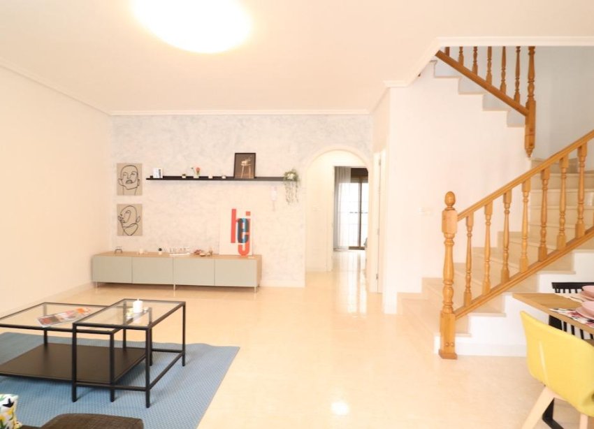 Resale - Terraced house / Townhouse - San Miguel de Salinas - Cerro Del Sol