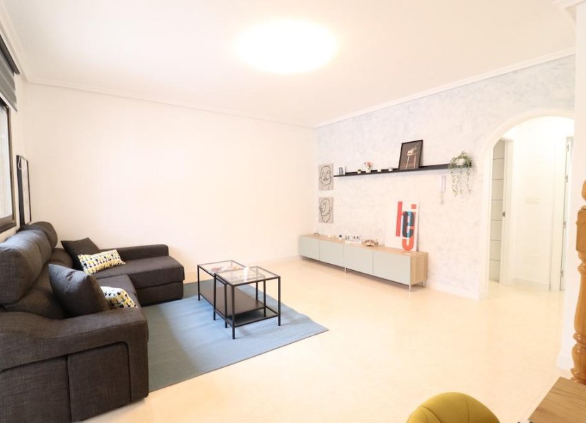 Resale - Terraced house / Townhouse - San Miguel de Salinas - Cerro Del Sol