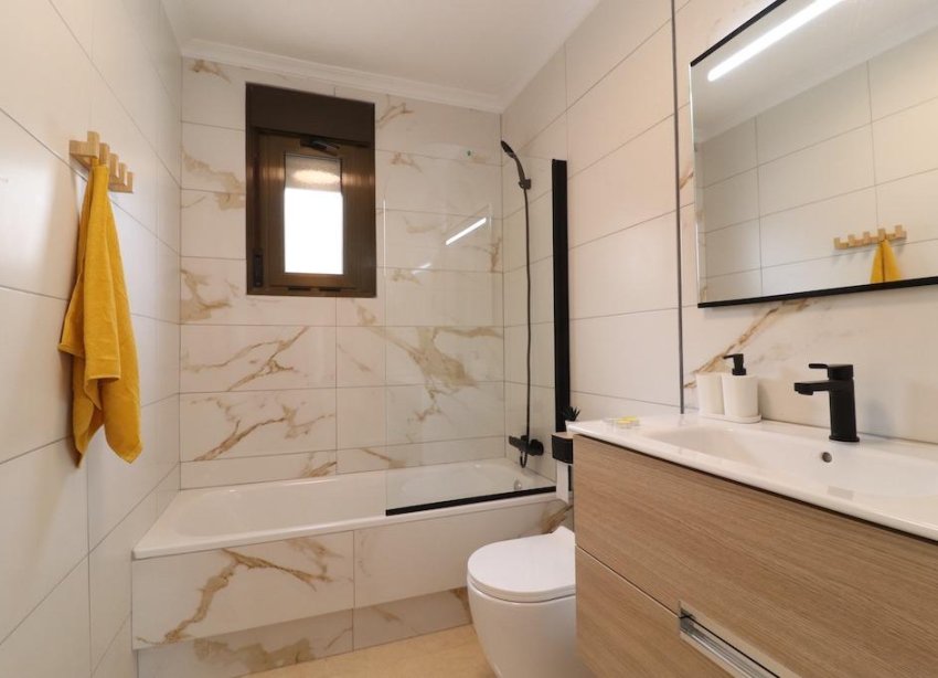 Resale - Terraced house / Townhouse - San Miguel de Salinas - Cerro Del Sol