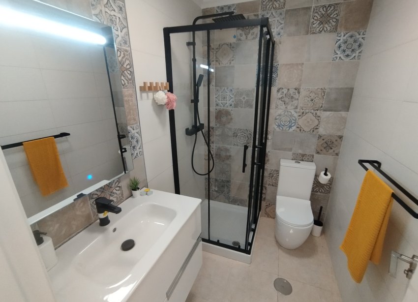 Resale - Terraced house / Townhouse - San Miguel de Salinas