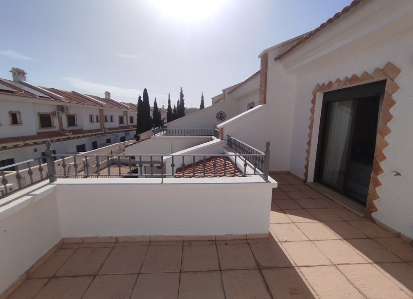 Resale - Terraced house / Townhouse - San Miguel de Salinas