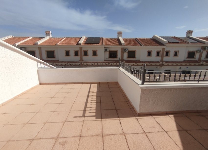 Resale - Terraced house / Townhouse - San Miguel de Salinas