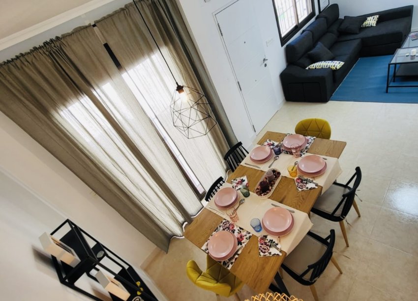 Resale - Terraced house / Townhouse - San Miguel de Salinas