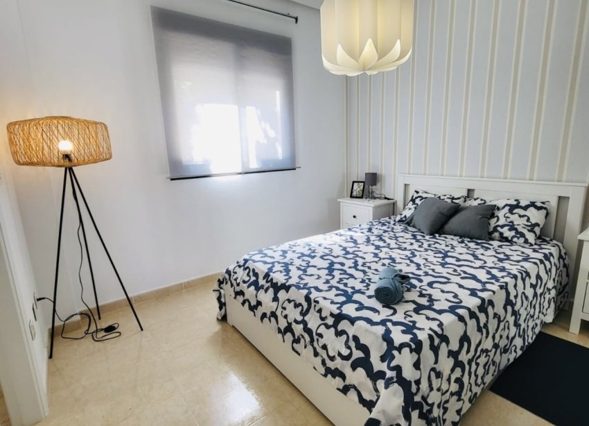 Resale - Terraced house / Townhouse - San Miguel de Salinas