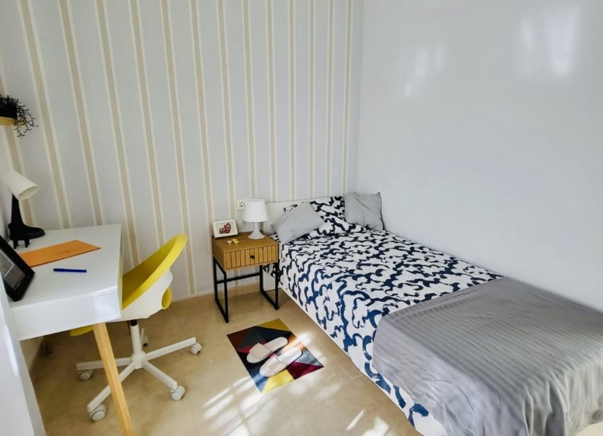 Resale - Terraced house / Townhouse - San Miguel de Salinas