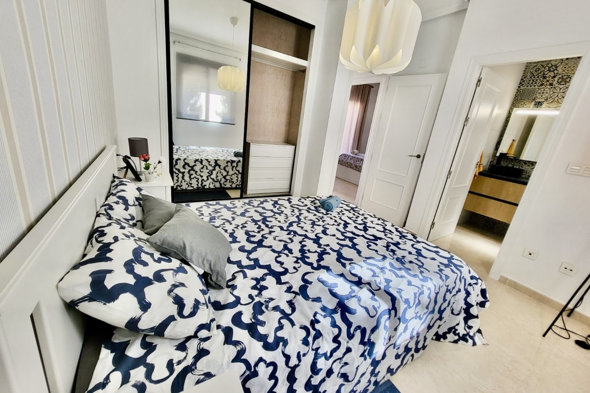 Resale - Terraced house / Townhouse - San Miguel de Salinas